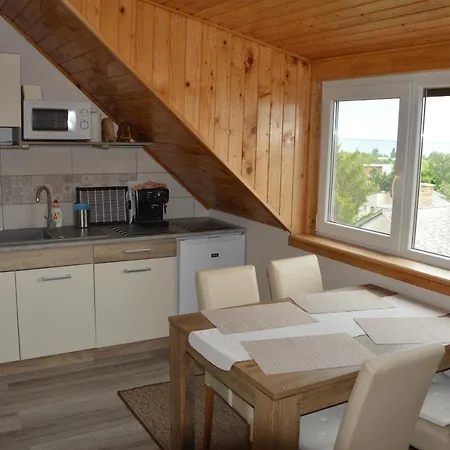 Kristaly Panorama Apartment *